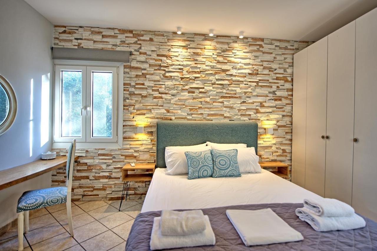 Beachfront Villa Seasun By Posarellivillas Agios Spyridon  Zewnętrze zdjęcie